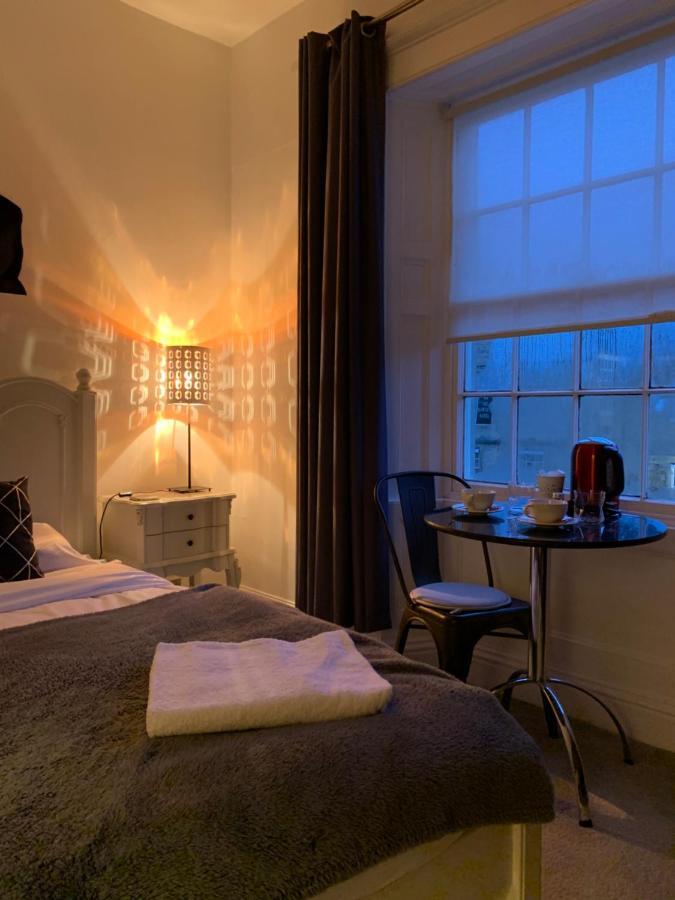 Wansford Country Lounge B&B מראה חיצוני תמונה